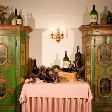 Karl Schranz ホテル