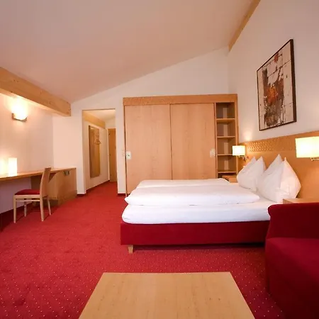 Karl Schranz Hotell 4*