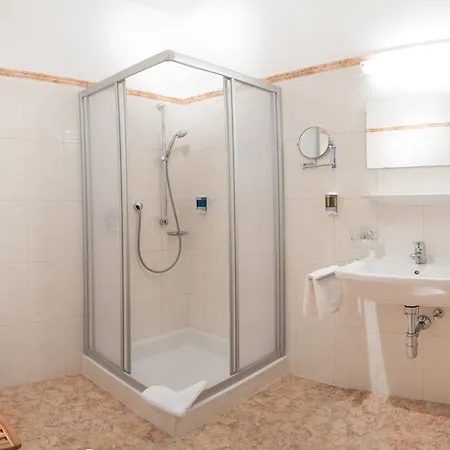 Hotell Karl Schranz 4*