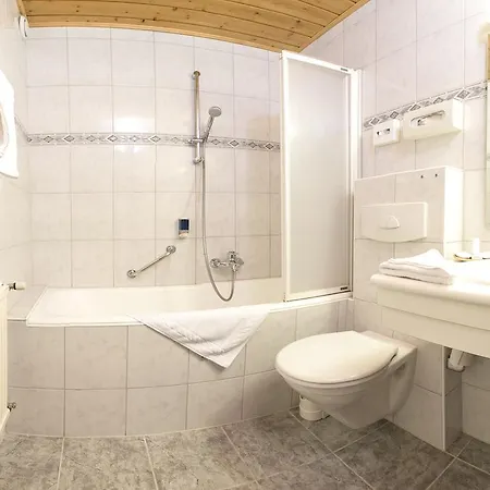 Hotell Karl Schranz 4*