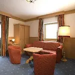 Karl Schranz Hotell 4*